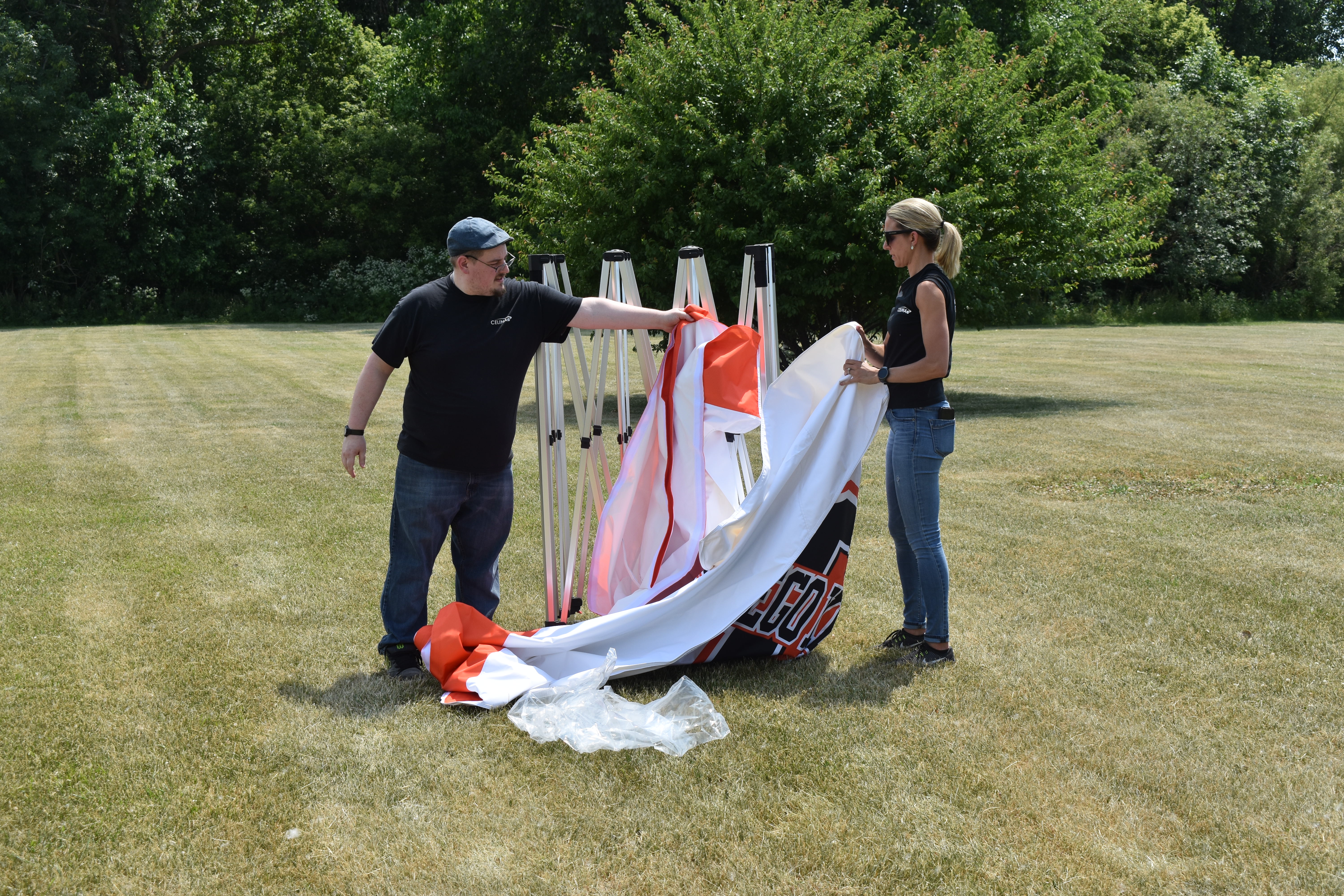 Installing a fast shade top on to folding aluminum frame