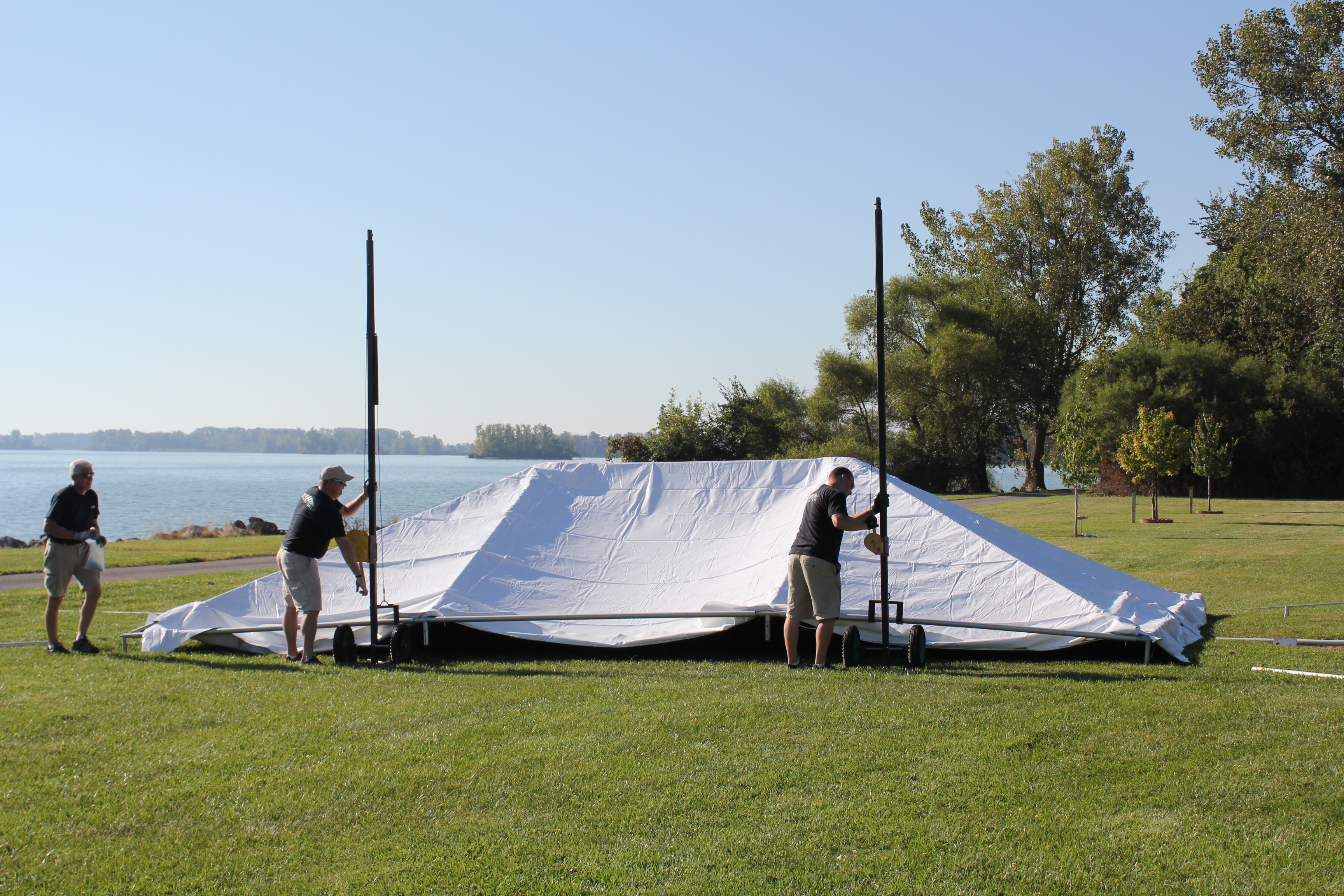 Frame tent jack install to lift a master series frame tent