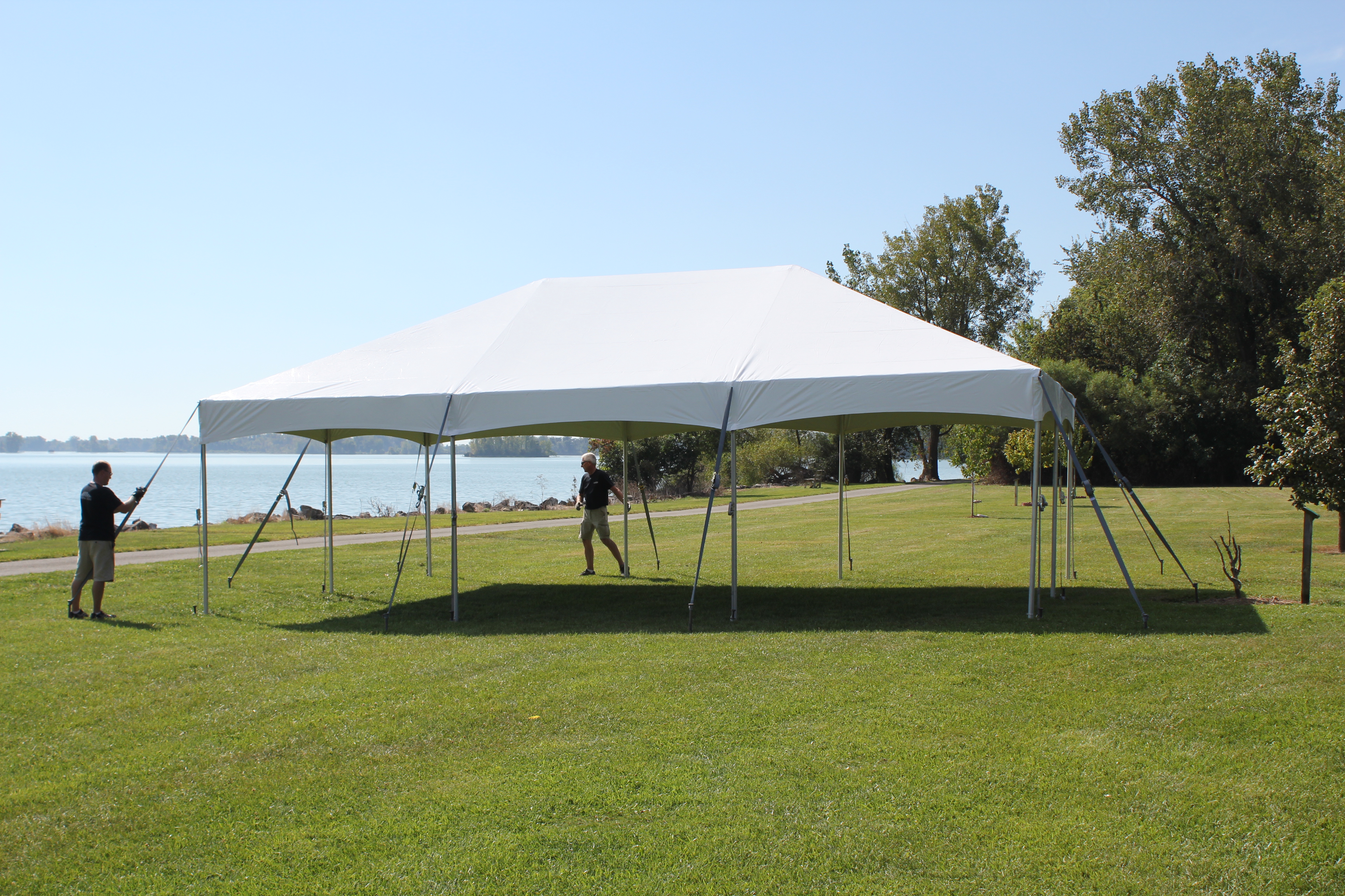 Tightening ratchet straps on a master series frame tent